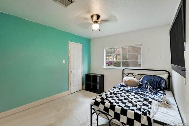 128 Springtree Grove, Cibolo, TX 78108