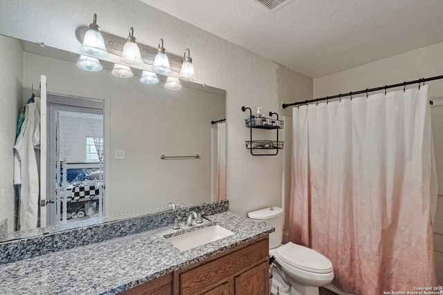 128 Springtree Grove, Cibolo, TX 78108