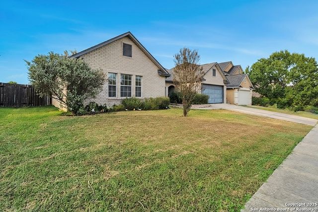 128 Springtree Grove, Cibolo, TX 78108