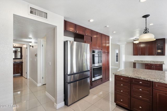 3224 E TARO Lane, Phoenix, AZ 85050