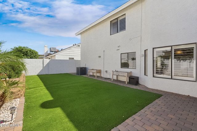 3224 E TARO Lane, Phoenix, AZ 85050