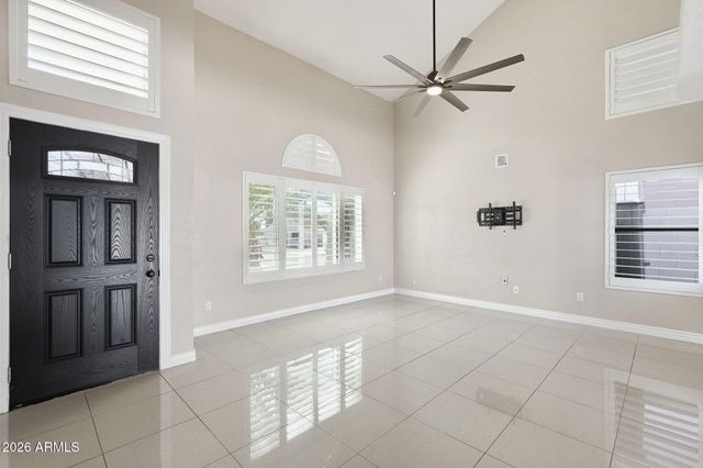 3224 E TARO Lane, Phoenix, AZ 85050