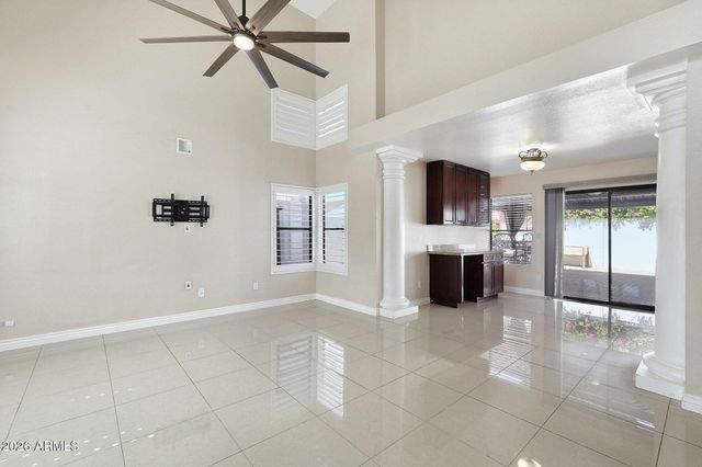 3224 E TARO Lane, Phoenix, AZ 85050
