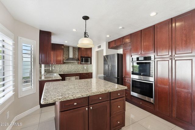 3224 E TARO Lane, Phoenix, AZ 85050