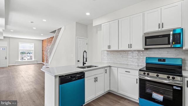 3310 E LOMBARD ST, Baltimore, MD 21224