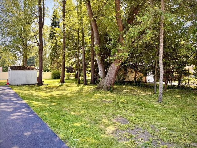 458 North Lorraine Avenue, Utica, NY 13502