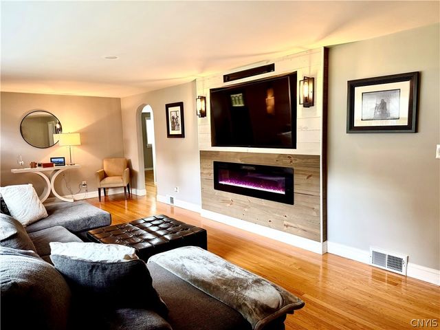 458 North Lorraine Avenue, Utica, NY 13502