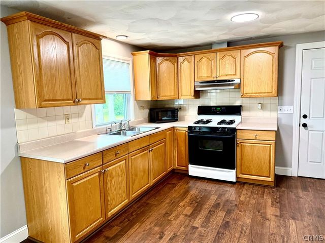 458 North Lorraine Avenue, Utica, NY 13502