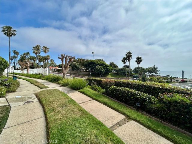 676 The Village, Redondo Beach, CA 90277