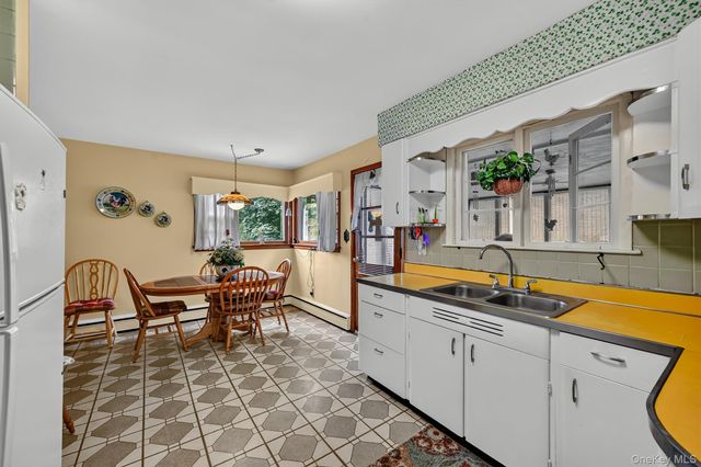 88 Marple Road Extension, Poughkeepsie, NY 12603