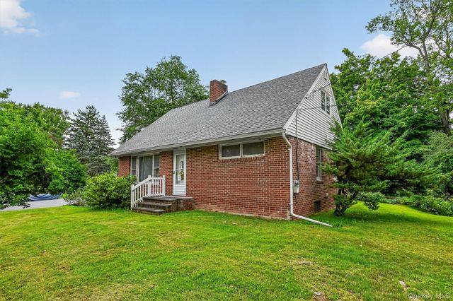 88 Marple Road Extension, Poughkeepsie, NY 12603