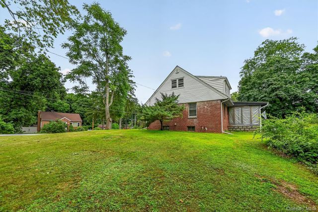 88 Marple Road Extension, Poughkeepsie, NY 12603