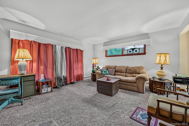 88 Marple Road Extension, Poughkeepsie, NY 12603