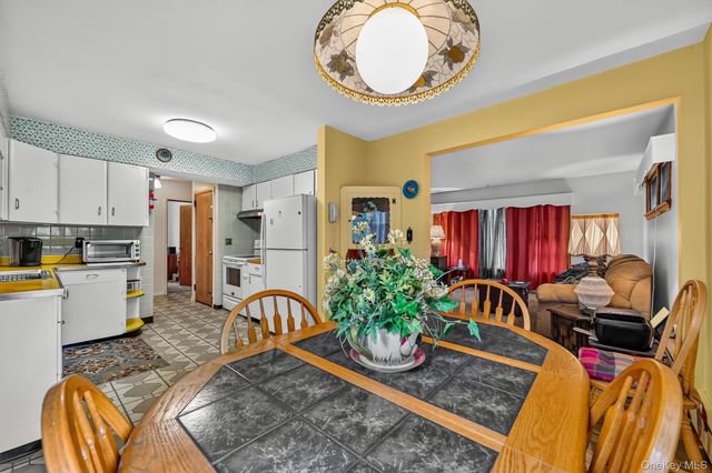 88 Marple Road Extension, Poughkeepsie, NY 12603