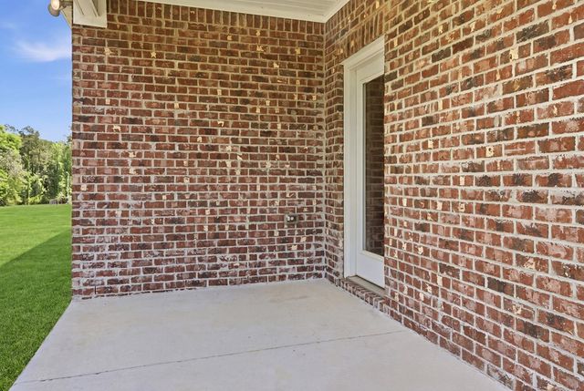 544 Golden Oaks Circle, Dothan, AL 36301