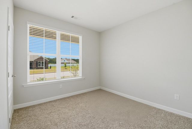 544 Golden Oaks Circle, Dothan, AL 36301