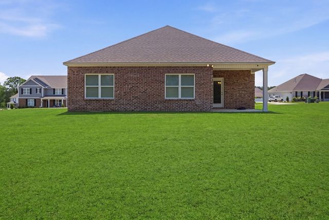 544 Golden Oaks Circle, Dothan, AL 36301