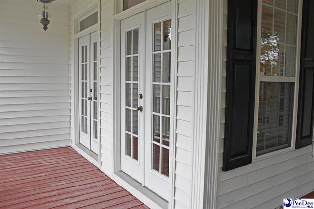 225 Hawthorne Lane, Cheraw, SC 29520