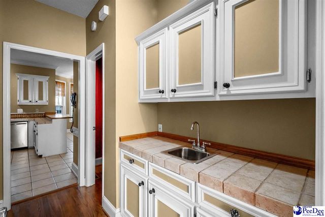 225 Hawthorne Lane, Cheraw, SC 29520