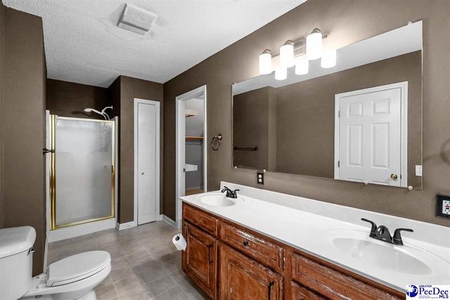 225 Hawthorne Lane, Cheraw, SC 29520