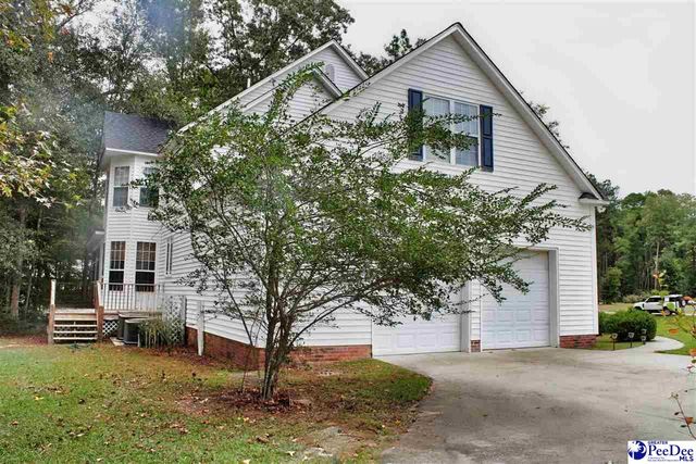 225 Hawthorne Lane, Cheraw, SC 29520