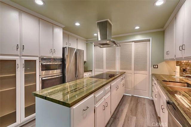 3932 Finisterre, Huntington Beach, CA 92649