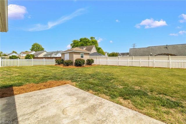 126 Applegate Court, Mocksville, NC 27028