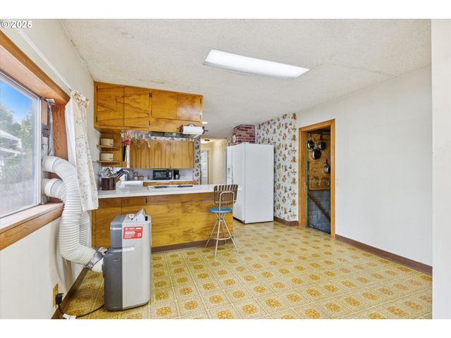 3211 Ne 72ND Ave, Portland, OR 97213