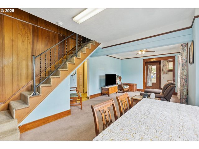 3211 Ne 72ND Ave, Portland, OR 97213