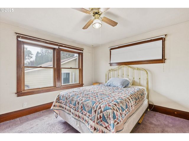 3211 Ne 72ND Ave, Portland, OR 97213