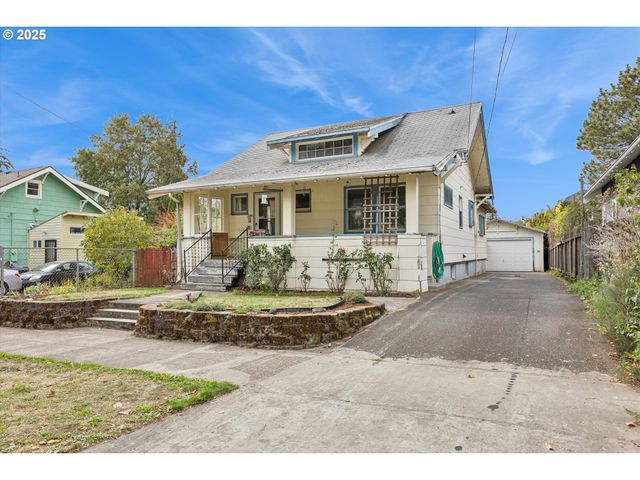 3211 Ne 72ND Ave, Portland, OR 97213