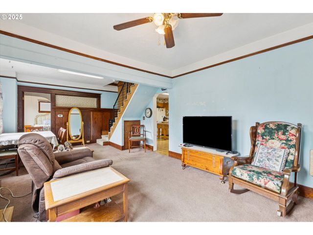 3211 Ne 72ND Ave, Portland, OR 97213