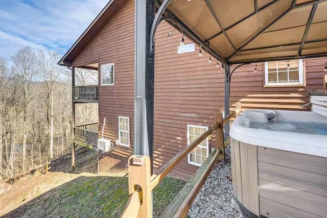 38 Smoky Mtn Ridge, Marble, NC 28905