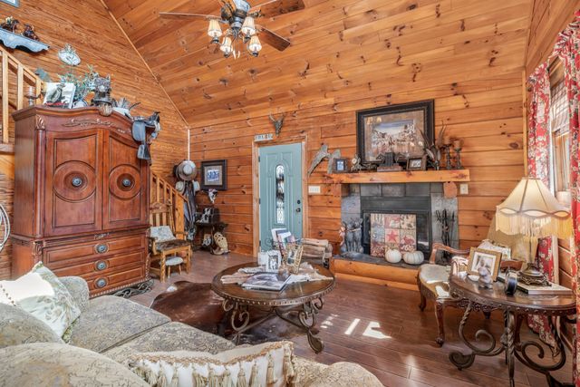 7997 Shoals Branch Rd, Primm Springs, TN 38476