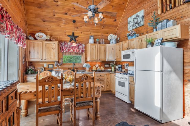 7997 Shoals Branch Rd, Primm Springs, TN 38476