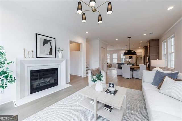 245 Mayfair Court, Alpharetta, GA 30009