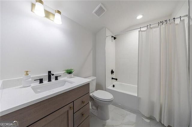 245 Mayfair Court, Alpharetta, GA 30009