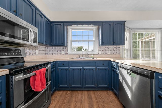 178 Allen Dr, Hendersonville, TN 37075