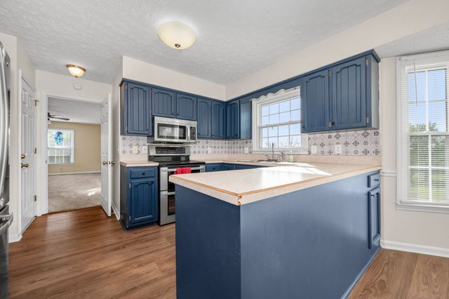 178 Allen Dr, Hendersonville, TN 37075