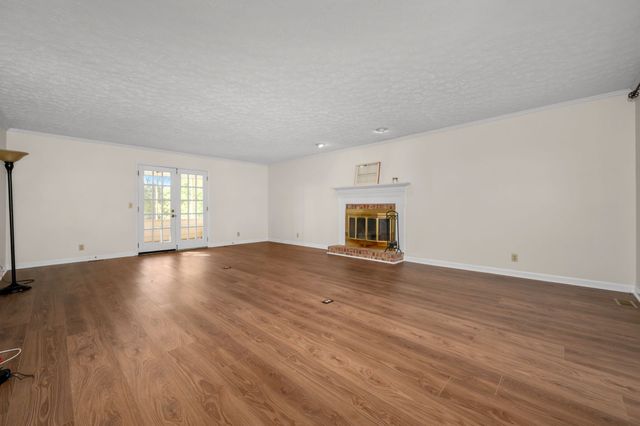 178 Allen Dr, Hendersonville, TN 37075