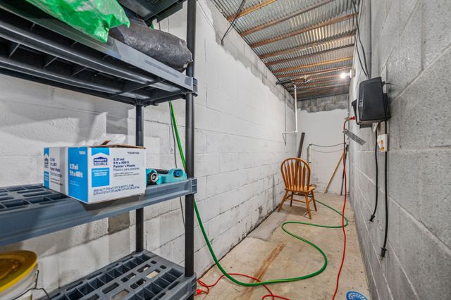 178 Allen Dr, Hendersonville, TN 37075