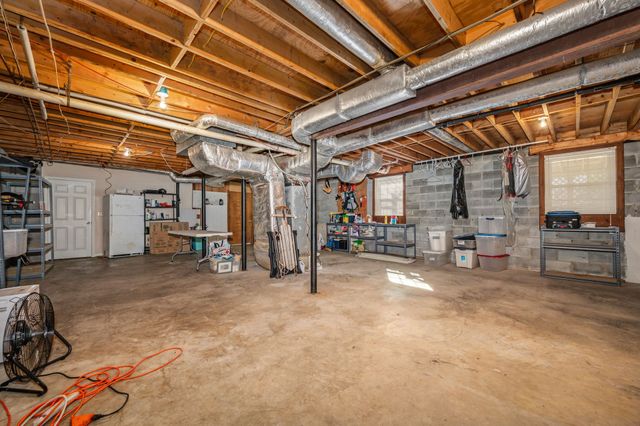 178 Allen Dr, Hendersonville, TN 37075