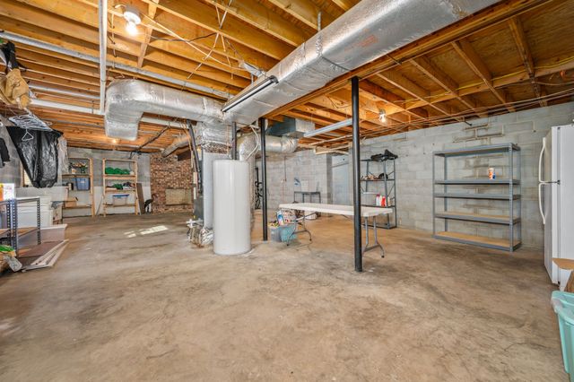 178 Allen Dr, Hendersonville, TN 37075