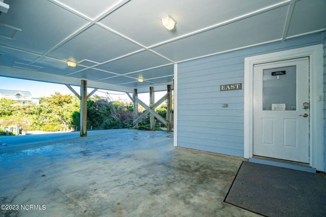 129 Heverly Drive East, Emerald Isle, NC 28594