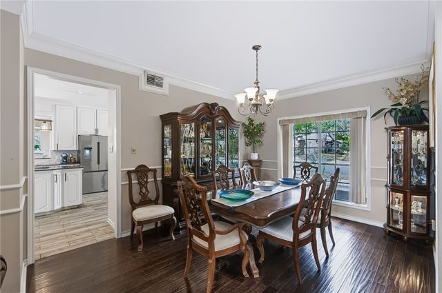 4505 Grand Lake Dr, Corpus Christi, TX 78413