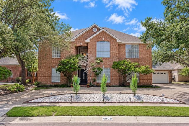 4505 Grand Lake Dr, Corpus Christi, TX 78413