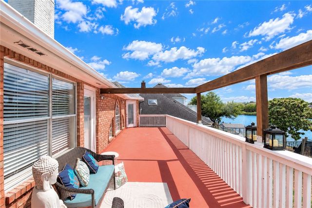 4505 Grand Lake Dr, Corpus Christi, TX 78413