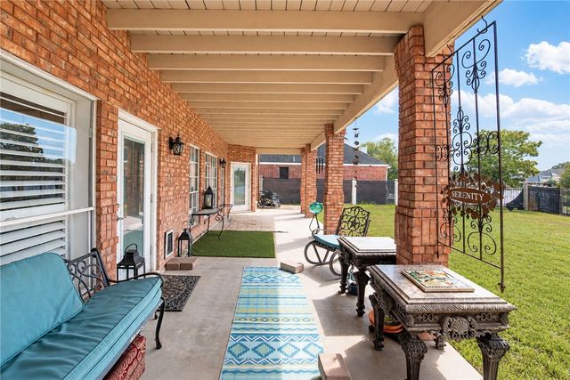 4505 Grand Lake Dr, Corpus Christi, TX 78413