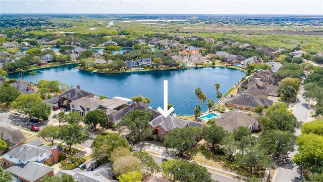 4505 Grand Lake Dr, Corpus Christi, TX 78413