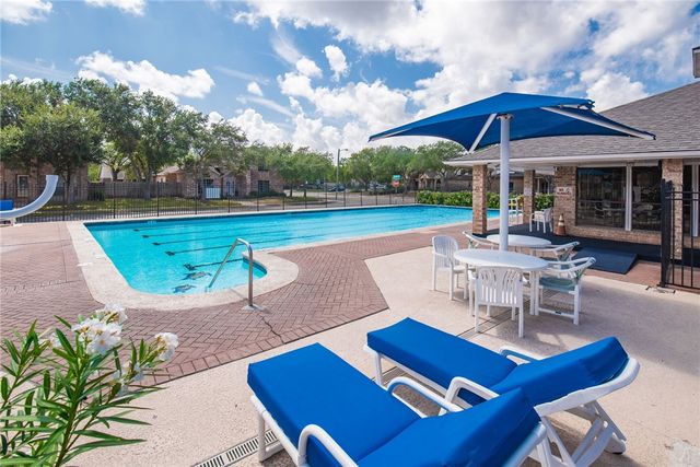 4505 Grand Lake Dr, Corpus Christi, TX 78413